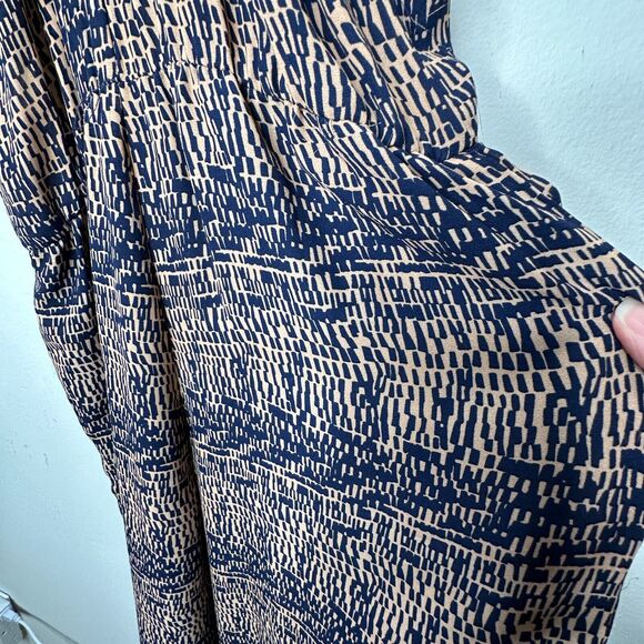 Fora Tan & Navy Front Button Strappy Decorative Back Wide Leg Jumpsuit Small - Picture 7 of 16